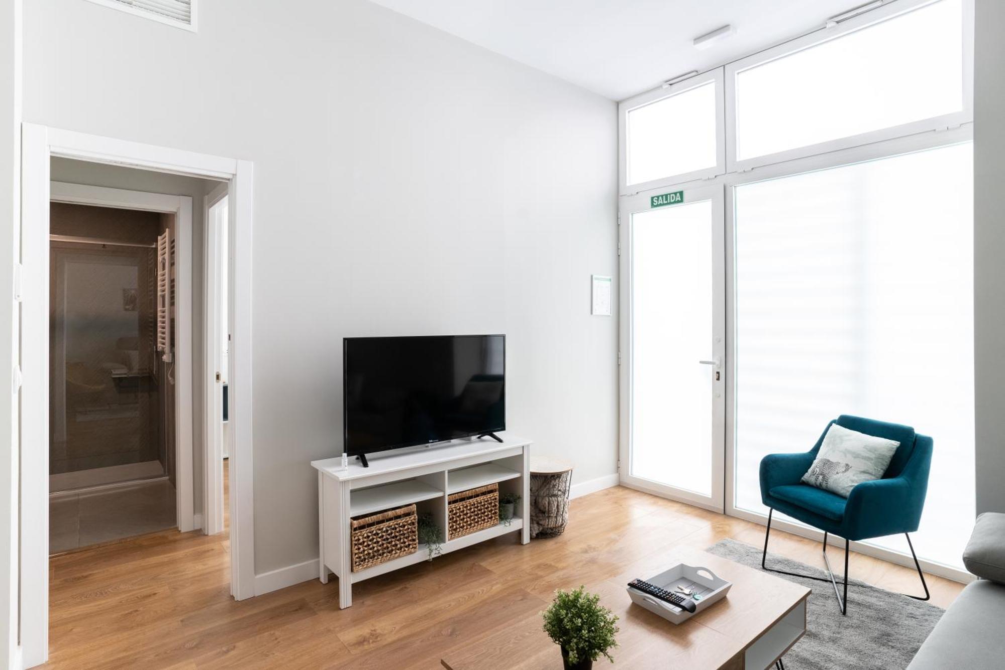 Bright And Airy 2 Bedroom Apartment In Madrid Ngoại thất bức ảnh
